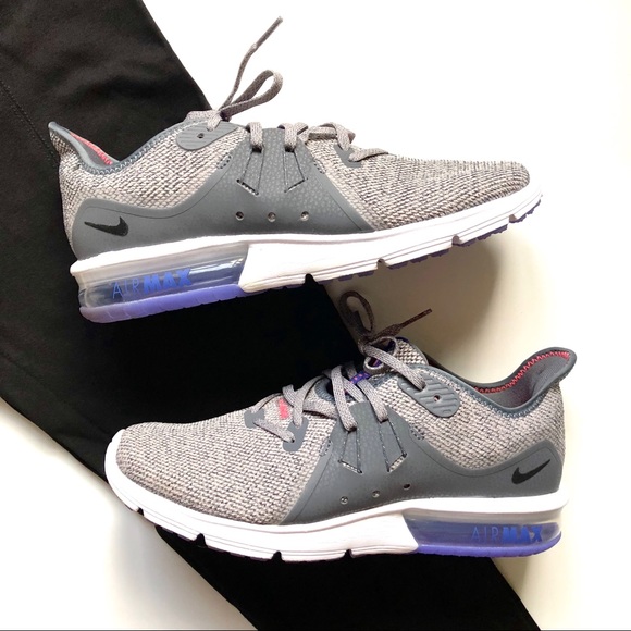 le scarpe nike air max successivi 3 grey in scarpe da ginnastica poshmark le scarpe nike air max successivi 3 grey in scarpe da ginnastica poshmark
